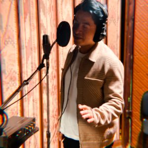 Alejandro Londoño grabando "Como El Sol"